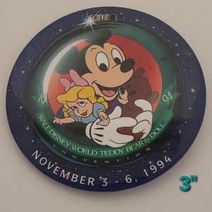 VINTAGE 3" PROMO PINBACK BUTTON - DISNEY -TEDDY BEAR & DOLL CLASSIC 1994